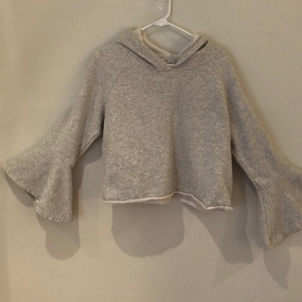 Melrose and market light gray sweatshirt